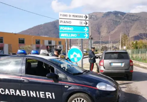 Montoro, detenuto in permesso premio arrestato per possesso di armi e munizioni