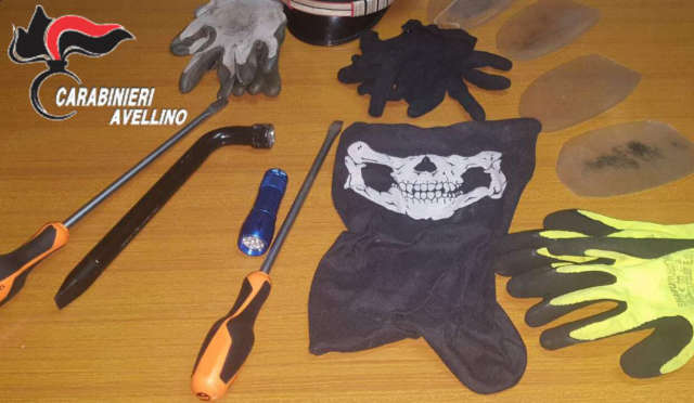 Solofra, si preparavano a compiere un furto: arrestati dai carabinieri