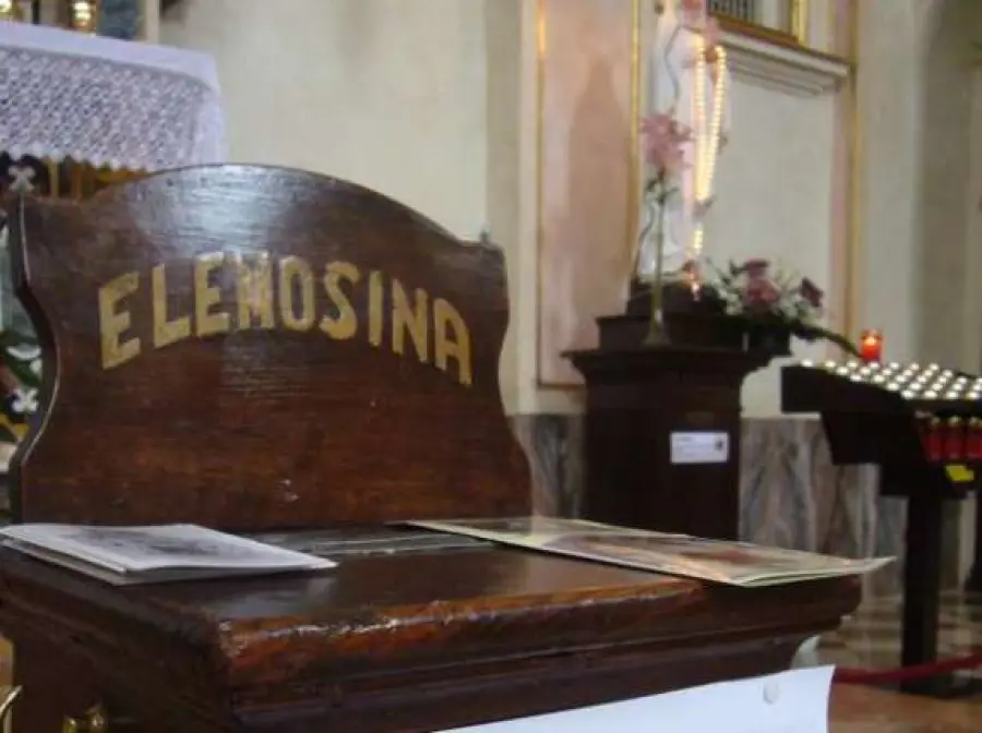 Montoro, rubano le offerte della Chiesa: denunciati due ventenni montoresi