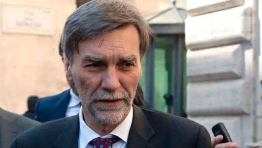 Il "benvenuto" di Sibilia al Ministro Delrio: si ricorda dell'Irpinia solo per le elezioni
