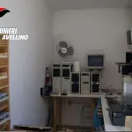 Montoro, scoperto con 12mila CD e DVD falsi, denunciato 45enne