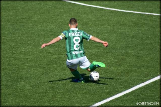 Verso il derby, parla D'Angelo: "A Salerno con il sangue agli occhi"