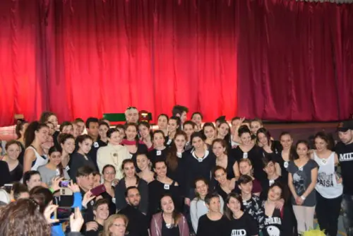 Carla Fracci a Montoro: accolta dai giovanissimi ballerini dell’Academy Dance