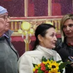 Successo a Montoro per la presenza di Carla Fracci, accolta dai giovanissimi ballerini dell’Academy Dance