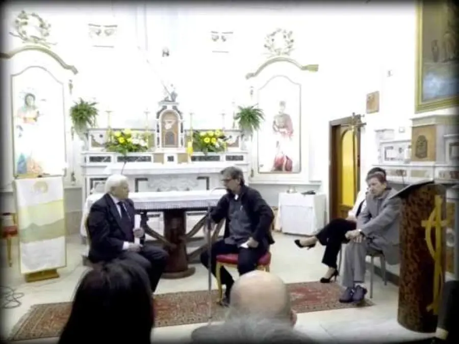 "Gesù è più forte della Camorra", ieri a Montoro Don Aniello Manganiello