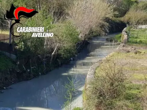 Inquinamento in Irpinia: Sversamento di rifiuti industriali nel fiume: una denuncia