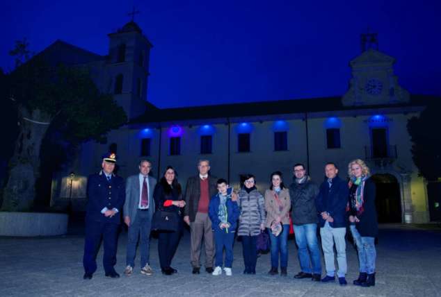 Giornata Mondiale per l'Autismo, Montoro si illumina di blu