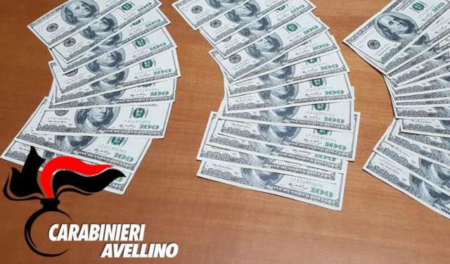 In banca con 3.500 dollari falsi, nei guai 30enne di Pratola Serra