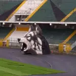 Avellino calcio, la testa di Lupo ostacola la visuale: spostata sotto la Nord
