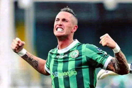 Brescia-Avellino 0-2, primo colpo in trasferta per i lupi. Ardemagni show.