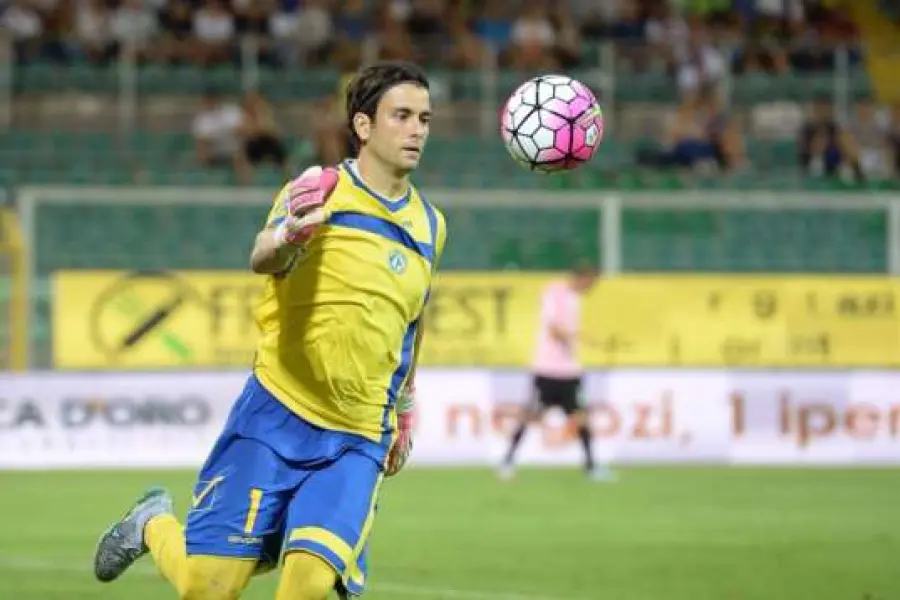 Avellino, Frattali ceduto? La Gazzetta di Parma annuncia: 