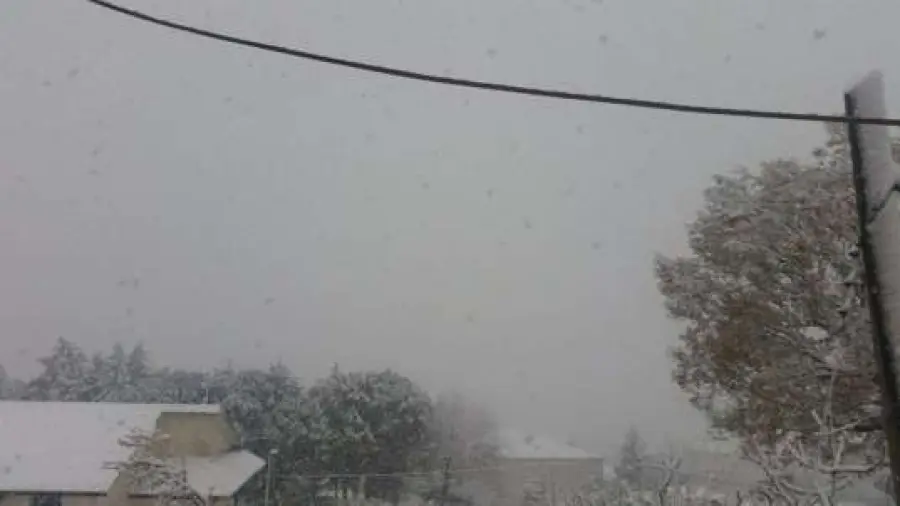Neve in irpinia, arrivata la bufera della befana. Comuni dell'alta irpinia isolati (FOTO)