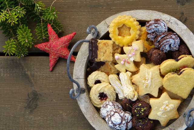Natale e cibo: come mantenersi in forma durante le feste