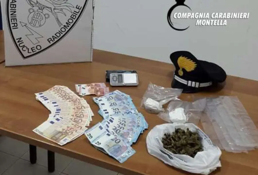 Droga nella canna fumaria: due spacciatori arrestati a Montella