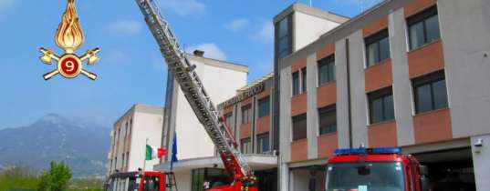 Montoro, bambino rimasto chiuso in casa. Intervengono i vigili del Fuoco