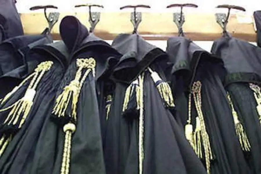 Fisciano, esame di avvocatura: 60 compiti copiati