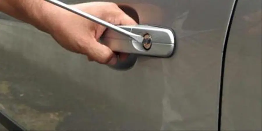 Montoro alla frazione Banzano, rubato un furgone nella notte