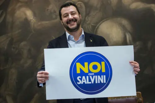 Coordinamento Provinciale Noi Con Salvini: Gazebo di protesta ad Avellino