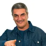 Montoro, Simone Schettino spettacolo gratuito al Centro Sociale #Montoro Felix