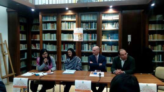 Montoro, il maestro di arte presepiale Cantone inaugura la Mostra dei Presepi