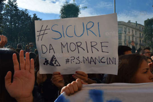 Avellino: Mancini e Amabile: “Pianificare e controllare emergenza scuola”