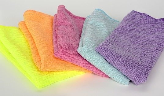 A cosa servono i panni in microfibra? comodi-panni-in-microfibra (002)